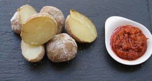 Potatoes with red mojo (red mojo soft craftsman canary AYANTO